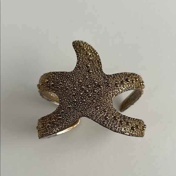 Gold Toned Starfish Cuff Bracelet - Picture 2 of 6